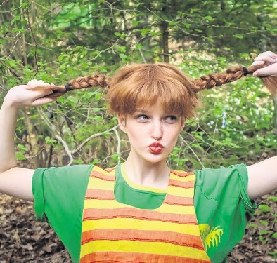 Laura Renn als Pippi Langstrumpf im Naturtheater Reutlingen
Foto: Michael Bachner