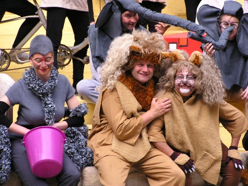 https://www.naturtheater-reutlingen.de/content/igal/364-C3DAJX-L-1106.jpg