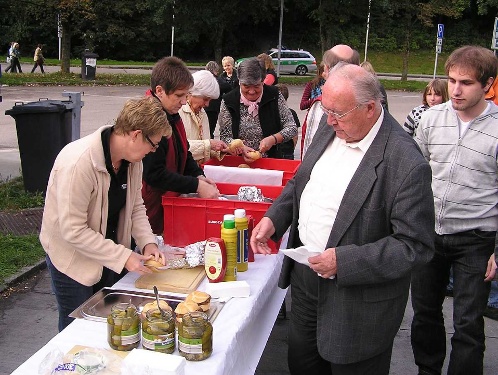 https://www.naturtheater-reutlingen.de/content/igal/k-02_vesper_01-Q1H7XS-L-32376.jpg