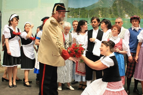 https://www.naturtheater-reutlingen.de/content/igal/k-2011_05_roessl_6066-NKFXGK-L-5207.jpg