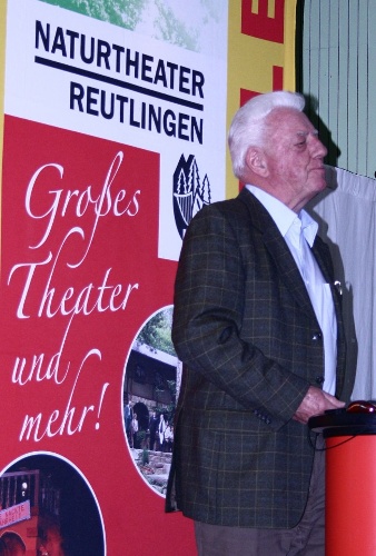 https://www.naturtheater-reutlingen.de/content/igal/k-2012_03_21_hauptversammlung_8629a-BODSF2-L-28495.jpg