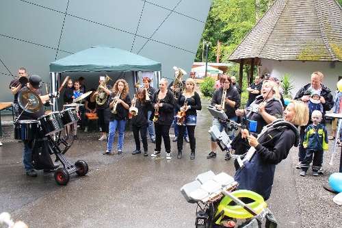 https://www.naturtheater-reutlingen.de/content/igal/k-2012_07_familientag_11-56HRJC-L-9070.jpg