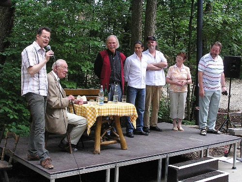 https://www.naturtheater-reutlingen.de/content/igal/k-fruehschoppen_29-06-2008_558-9SJ3OD-L-32540.jpg