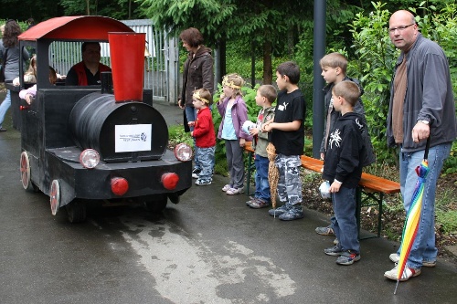 https://www.naturtheater-reutlingen.de/content/igal/k-lokomotive_0725-9ZVQN4-L-27733.jpg