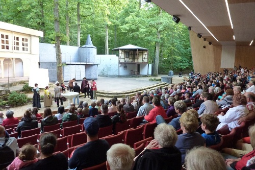 https://www.naturtheater-reutlingen.de/content/igal/k-p1060152-FOJ6QT-L-24779.jpg