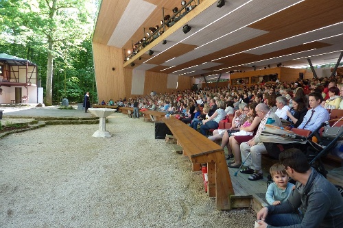 https://www.naturtheater-reutlingen.de/content/igal/k-p1060161-LC2NLL-L-24782.jpg